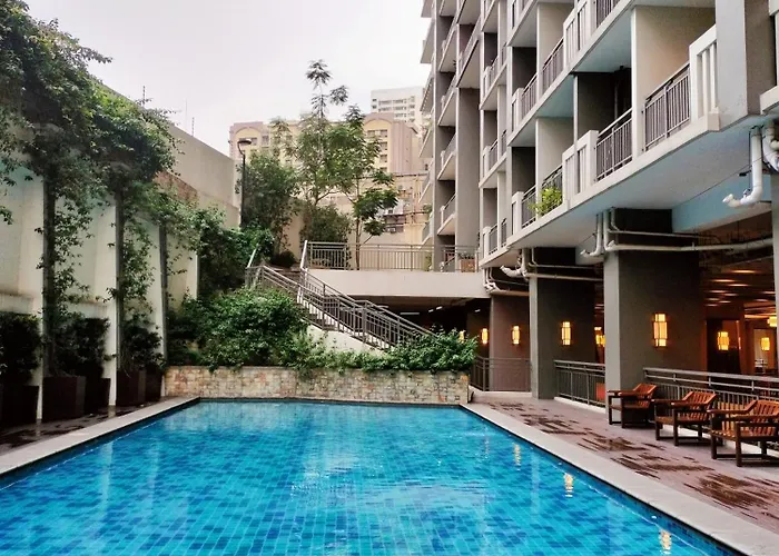 Sheridan Towers 4*